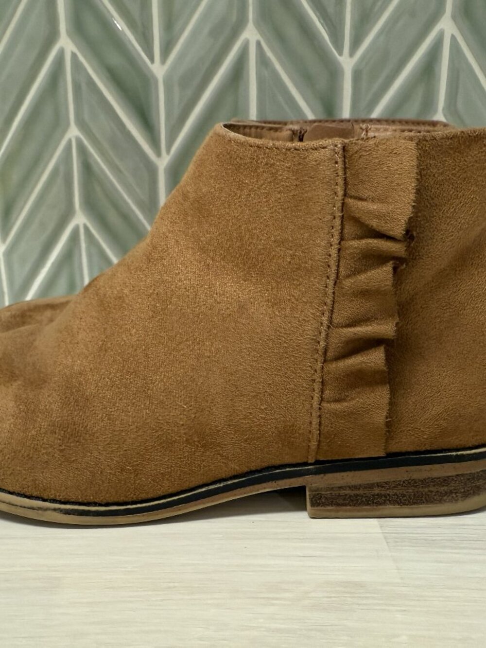 Cat Jack Tan Faux Suede Ankle Bootie Side Zip Kids Child Size 1